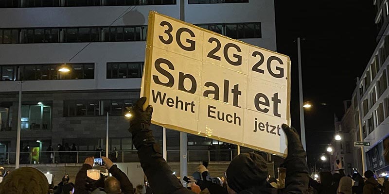 Über 2000 bei der Montagsdemo am 27.12.2021